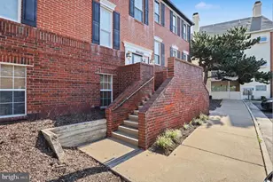 676 Gateway Dr SE, Leesburg, VA 20175 - Photo 3