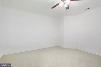 21881 Shallow Rock Square, Sterling, VA 20164 - Photo 43