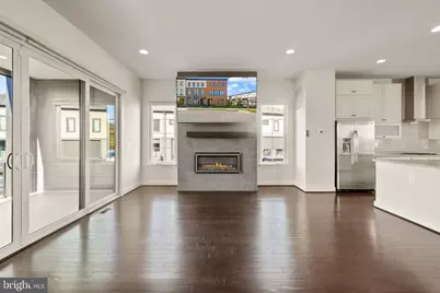 44611 Uptown Row Drive, Ashburn, VA 20147 - Photo 9
