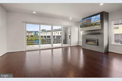 44611 Uptown Row Drive, Ashburn, VA 20147 - Photo 23