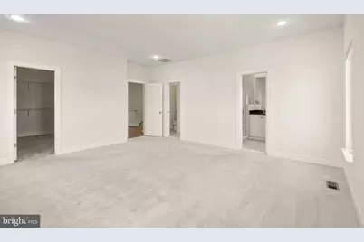 44611 Uptown Row Drive, Ashburn, VA 20147 - Photo 45