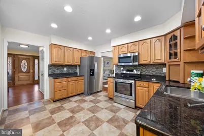 203 Markwood Drive, Sterling, VA 20165 - Photo 9