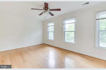 10136 Yorktown Drive, Great Falls, VA 22066 - Photo 27
