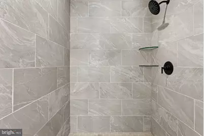 43833 Venetian Square, Ashburn, VA 20147 - Photo 11