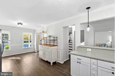 704 Evard Court SW, Leesburg, VA 20175 - Photo 5