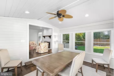 704 Evard Court SW, Leesburg, VA 20175 - Photo 15