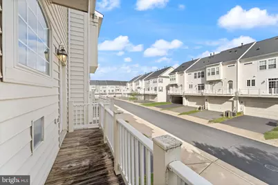 23005 Bulwark Terrace, Brambleton, VA 20148 - Photo 15