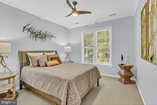 85 Pleasants Ln, Kilmarnock, VA 22482 - Photo 11