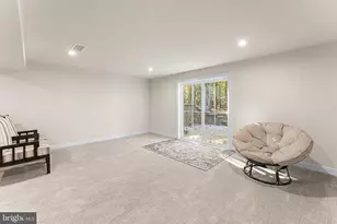 289 Pleasants Ln, Kilmarnock, VA 22482 - Photo 33