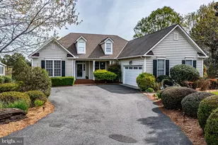 61 Mercers Wy, Irvington, VA 22480 - Photo 1