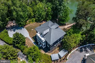 253 Golf Course Dr, Weems, VA 22576 - Photo 5