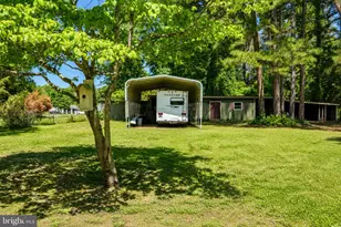 610 Beach Rd, White Stone, VA 22578 - Photo 17