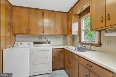 17 2nd Avenue, Kilmarnock, VA 22482 - Photo 13