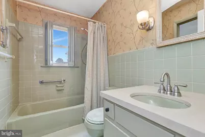 17 2nd Avenue, Kilmarnock, VA 22482 - Photo 19