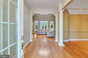 51 Grand Villa Dr, Weems, VA 22576 - Photo 3