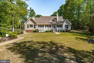 51 Grand Villa Dr, Weems, VA 22576 - Photo 37