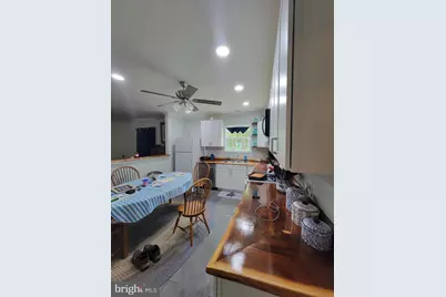 274 Regina, Regina, VA 22503 - Photo 5