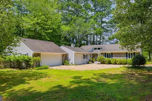 274 Robbins Ln, White Stone, VA 22578 - Photo 1