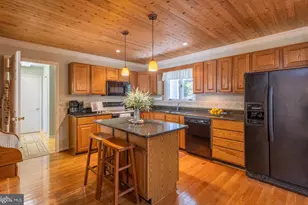 274 Robbins Ln, White Stone, VA 22578 - Photo 15