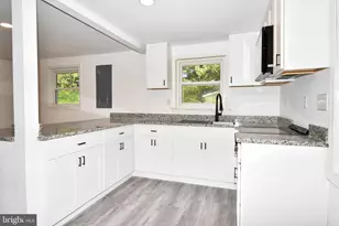 2029 Bluff Point Rd, Kilmarnock, VA 22482 - Photo 21