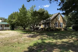 316 Sunset Dr, Weems, VA 22576 - Photo 25