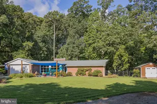 23 Oak Ridge Dr, Kilmarnock, VA 22482 - Photo 1