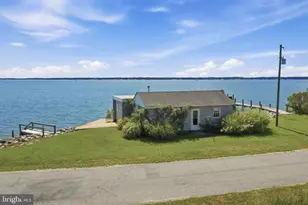 219 Riverside Dr, Lancaster, VA 22503 - Photo 73