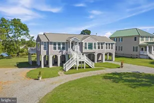 219 Riverside Dr, Lancaster, VA 22503 - Photo 3