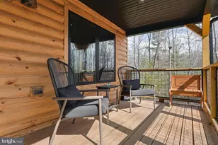 1823 Desert Rd, Haywood, VA 22722 - Photo 5