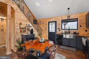 1823 Desert Rd, Haywood, VA 22722 - Photo 11