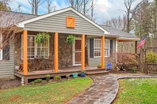 2586 W Hoover Rd, Haywood, VA 22722 - Photo 29