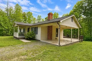 803 Weaver Hollow Rd, Banco, VA 22711 - Photo 3