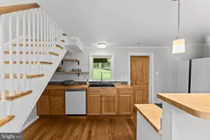 2303 W Hoover Rd, Haywood, VA 22722 - Photo 9