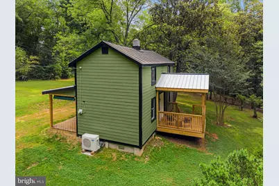 2303 W Hoover Road, Haywood, VA 22722 - Photo 3