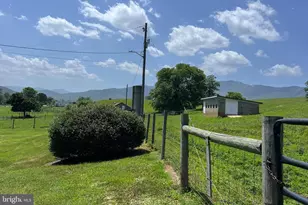 6117 S F T Valley Rd, Etlan, VA 22719 - Photo 33