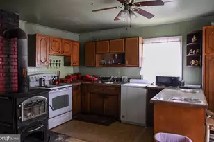 92 Buggy, Rochelle, VA 22738 - Photo 5