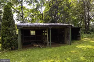 5451 S F T Valley Rd, Etlan, VA 22719 - Photo 33