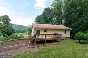 2302 Thoroughfare Rd, Brightwood, VA 22715 - Photo 35
