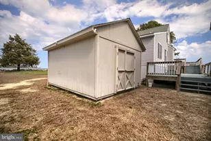 1887 Point Breeze Dr, Hudgins, VA 23076 - Photo 71