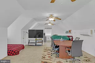 1887 Point Breeze Dr, Hudgins, VA 23076 - Photo 77