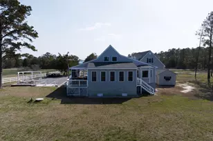 1887 Point Breeze Dr, Hudgins, VA 23076 - Photo 33