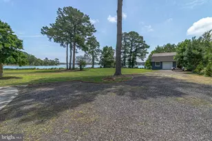 74 Harvest Ln, Hudgins, VA 23076 - Photo 49
