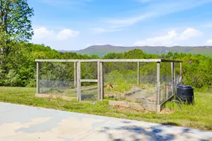 60 Great Valley Ln, Natural Bridge, VA 24578 - Photo 19
