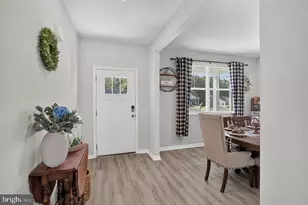 115 Waterfront Dr, Raphine, VA 24472 - Photo 5