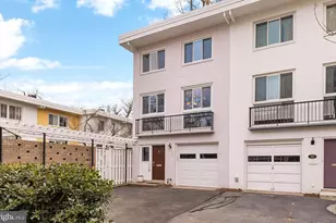 320 G St SW, Washington, DC 20024 - Photo 1