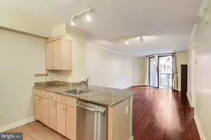 616 E St NW, Washington, DC 20004 - Photo 1