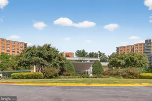 4201 Cathedral Ave NW, Washington, DC 20016 - Photo 1