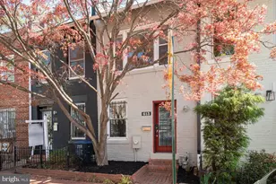 613 14th Pl NE, Washington, DC 20002 - Photo 1