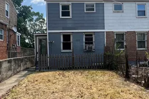808 Division Ave NE, Washington, DC 20019 - Photo 3
