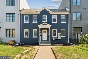 221 20th St NE, Washington, DC 20002 - Photo 1
